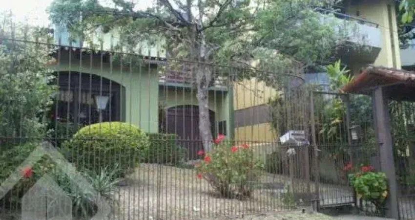 Casa em condomínio fechado com 4 quartos à venda na Rua Comandai, 560, Cristal, Porto Alegre
