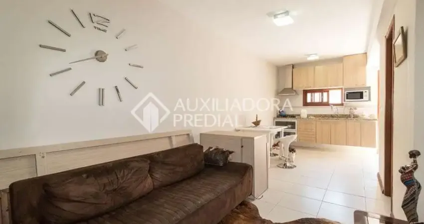 Casa em condomínio fechado com 2 quartos à venda na Rua Pau Brasil, 271, Hípica, Porto Alegre