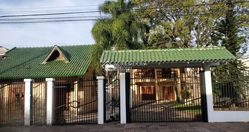 Casa com 5 quartos à venda na TAMOIO, 346, Centro, Campo Bom