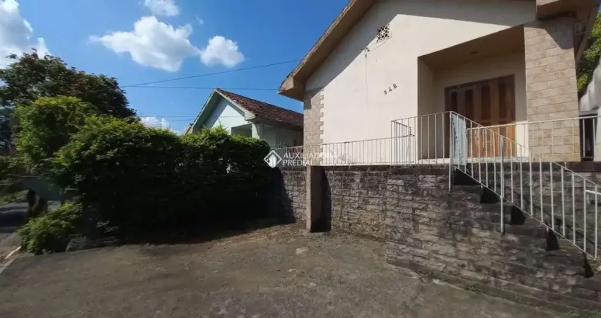 Casa com 3 quartos à venda na Rua Quinze de Novembro, 342, Operário, Novo Hamburgo
