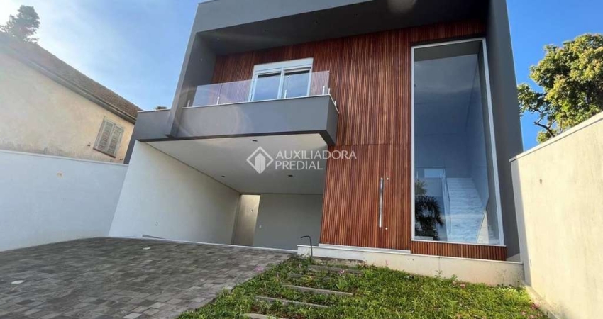 Casa com 3 quartos à venda na Rua Cariri, 312, Jardim Mauá, Novo Hamburgo