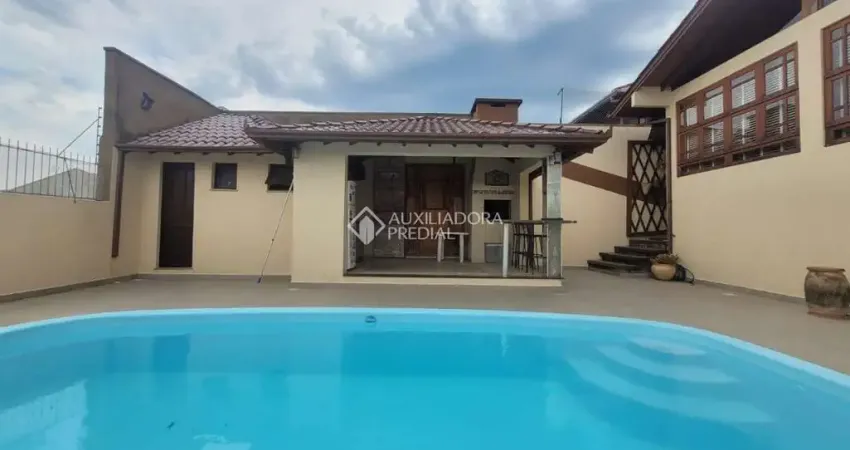 Casa com 3 quartos à venda na Rua Camaquã, 333, Imigrante Norte, Campo Bom