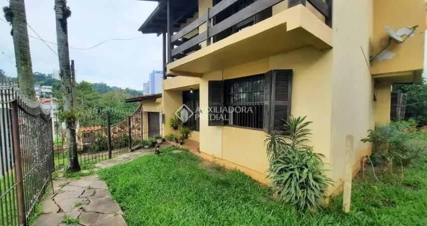 Casa com 3 quartos à venda na Rua Joinvile, 44, Ouro Branco, Novo Hamburgo