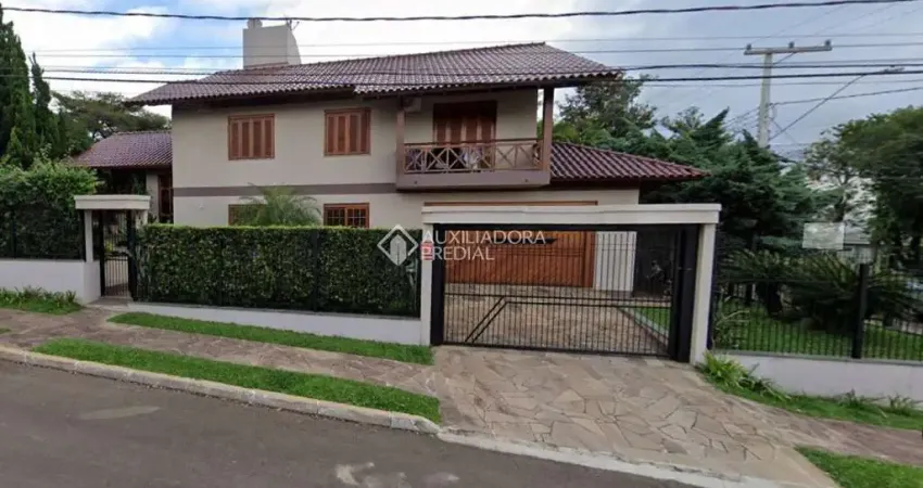 Casa com 3 quartos à venda na Rua Turquia, 220, Petrópolis, Novo Hamburgo