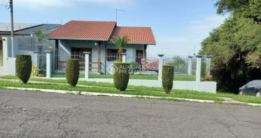 Casa com 3 quartos à venda na Rua Gustavo Leopoldo Feltes, 860, Canudos, Novo Hamburgo