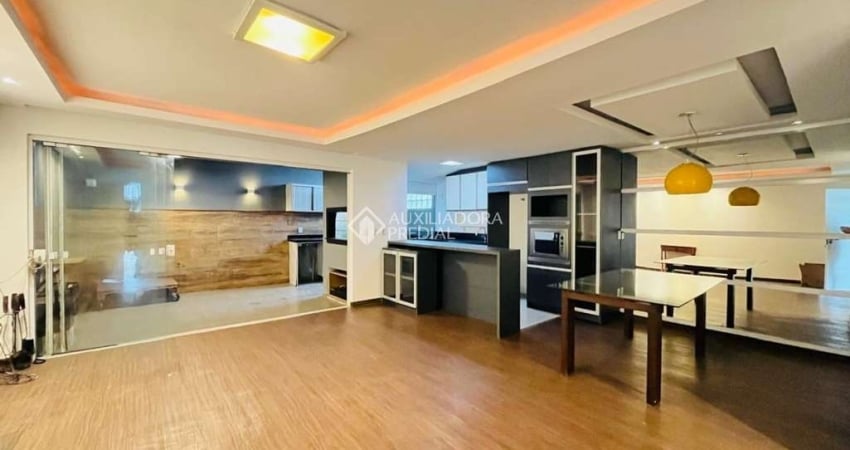 Casa em condomínio fechado com 2 quartos à venda na Rua Boleslau Casemiro Konarzwski, 303, Santo Afonso, Novo Hamburgo