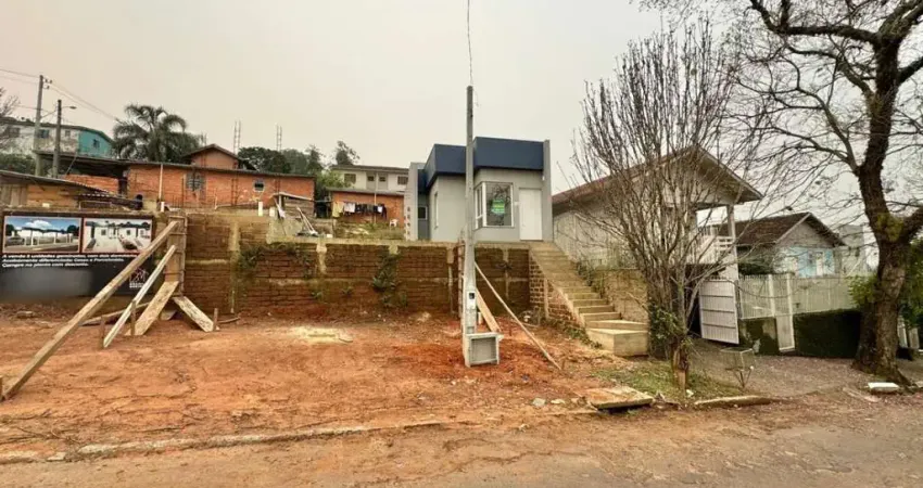 Casa com 2 quartos à venda na Rua Paquistão, 628, Rincão, Novo Hamburgo