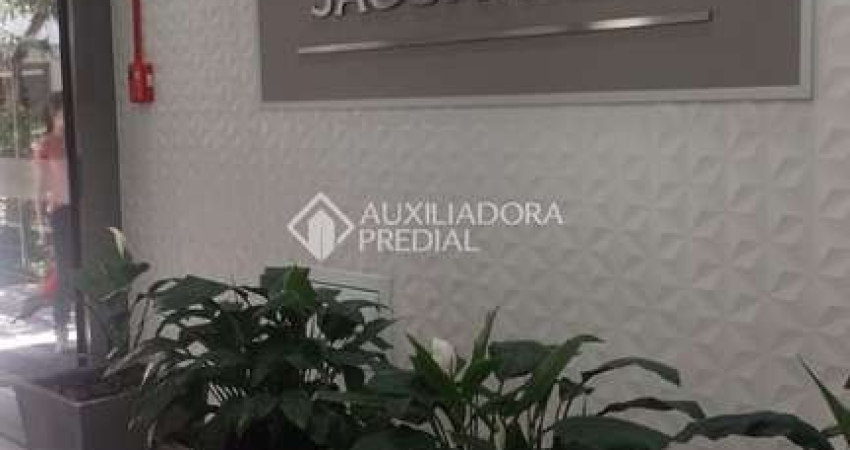 Sala comercial à venda na Avenida Júlio de Castilhos, 2020, Centro, Caxias do Sul