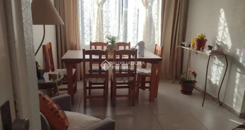 Apartamento com 2 quartos à venda na Rua Três de Outubro, 1133, Pátria Nova, Novo Hamburgo