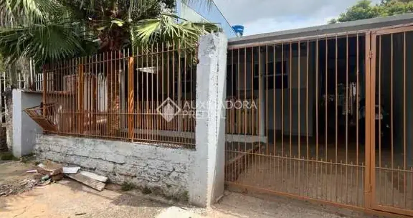 Casa com 2 quartos à venda na Sizara dos Santos, 131, Canudos, Novo Hamburgo