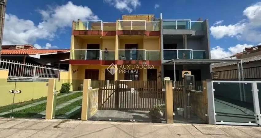 Apartamento com 2 quartos à venda na Borges de Medeiros, 281, Centro, Cidreira