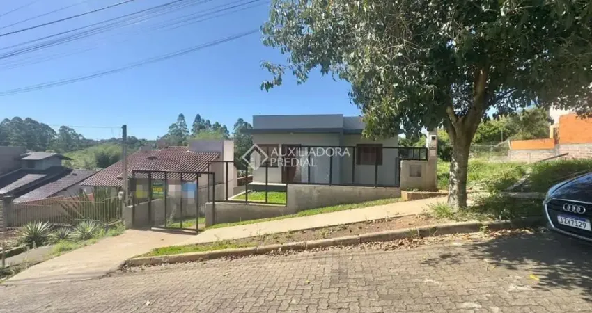Casa com 3 quartos à venda na Israel Rodrigues Machado, 125, Lago Azul, Estância Velha