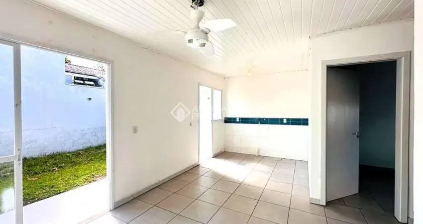 Casa em condomínio fechado com 2 quartos à venda na Rua Boleslau Casemiro Konarzwski, 303, Santo Afonso, Novo Hamburgo