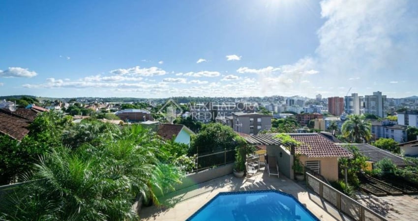Casa com 3 quartos à venda na Rua Brusque, 18, Ouro Branco, Novo Hamburgo