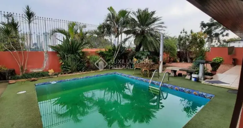 Casa com 3 quartos à venda na Rua do Louro, 235, Guarani, Novo Hamburgo