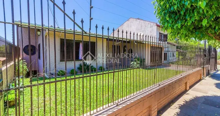 Casa com 3 quartos à venda na Rua Carlos Barbosa, 283, Guarani, Novo Hamburgo