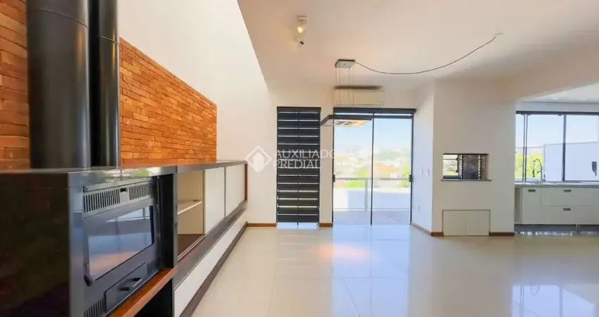 Casa em condomínio fechado com 3 quartos à venda na Rua Oscar Schneider, 485, Medianeira, Porto Alegre