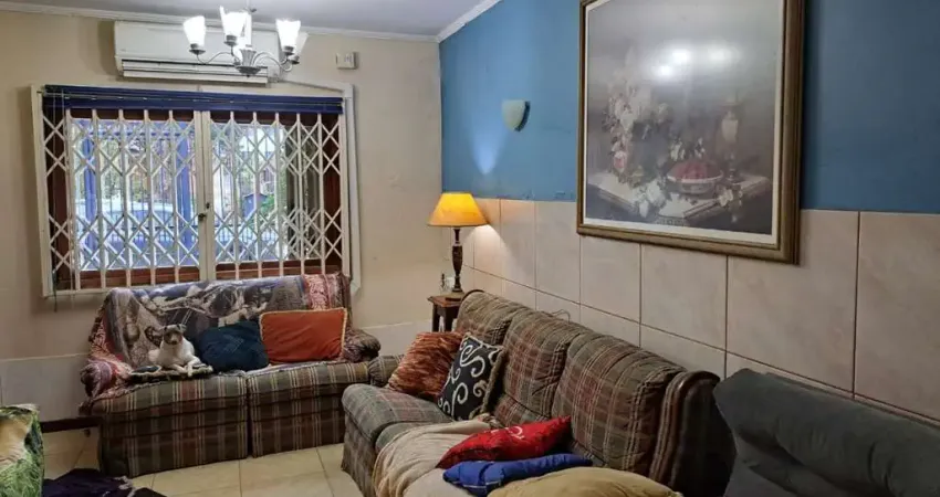 Casa com 2 quartos à venda na Rua Domingos Crescêncio, 540, Santana, Porto Alegre