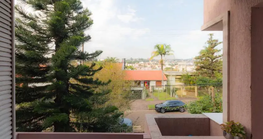 Casa com 3 quartos à venda na Rua Araponga, 306, Chácara das Pedras, Porto Alegre