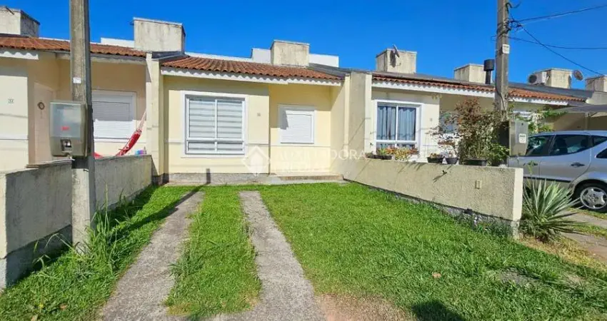 Casa em condomínio fechado com 2 quartos à venda na Rua Santa Júlia, 55, Olaria, Canoas