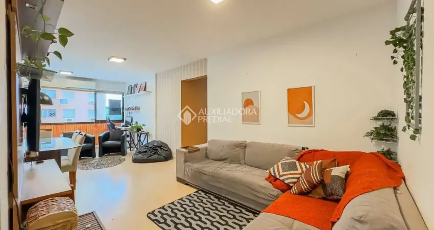 Apartamento com 3 quartos à venda na Avenida Dom Cláudio José Gonçalves Ponce de Leão, 165, Vila Ipiranga, Porto Alegre