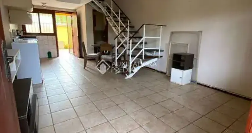 Casa com 3 quartos à venda na Rua Luiz Fontoura Júnior, 88, Jardim Itu Sabará, Porto Alegre