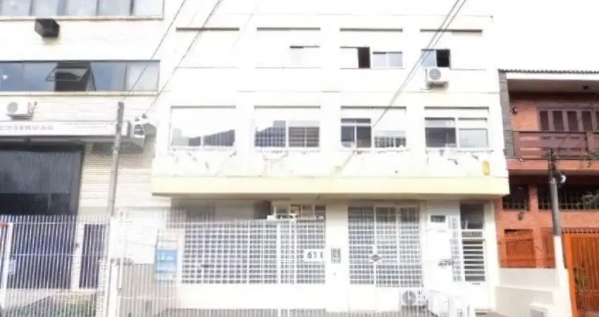 Barracão / Galpão / Depósito à venda na Rua Arabutan, 611, Navegantes, Porto Alegre