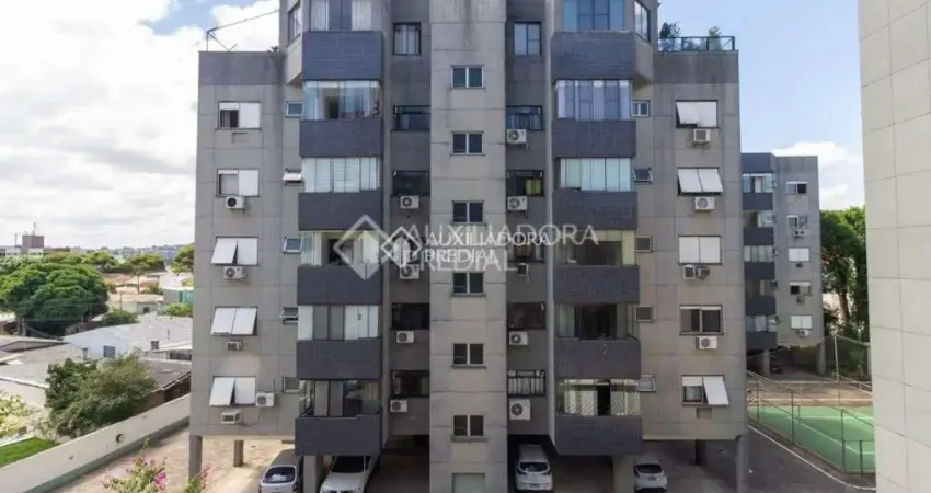 Apartamento com 3 quartos à venda na Rua Afonso Arinos, 291, Camaquã, Porto Alegre