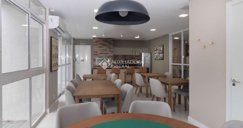 Apartamento com 3 quartos à venda na Rua Frei Germano, 138, Partenon, Porto Alegre