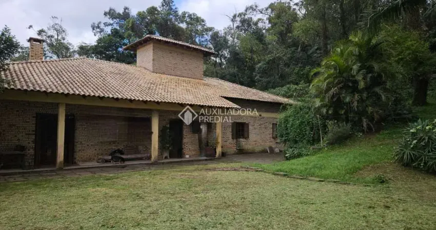 Casa com 5 quartos à venda na Avenida Liberdade, 3172, Santa Isabel, Viamão