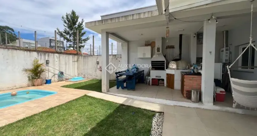 Casa em condomínio fechado com 3 quartos à venda na Avenida Mendanha, 500, Centro, Viamão