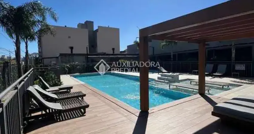 Apartamento com 3 quartos à venda na Rua Sapê, 1020, Passo da Areia, Porto Alegre