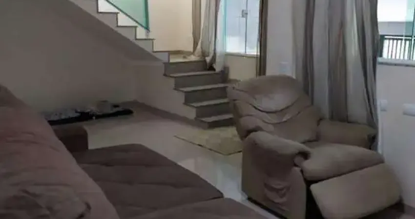 Sobrado de 252 m² com 3 dormitórios sendo 1 suíte – R$ 850.000,00
