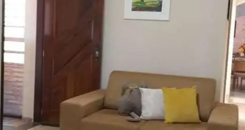 Sobrado à à venda 3 quartos quartos em Santo André - 690.000,00
