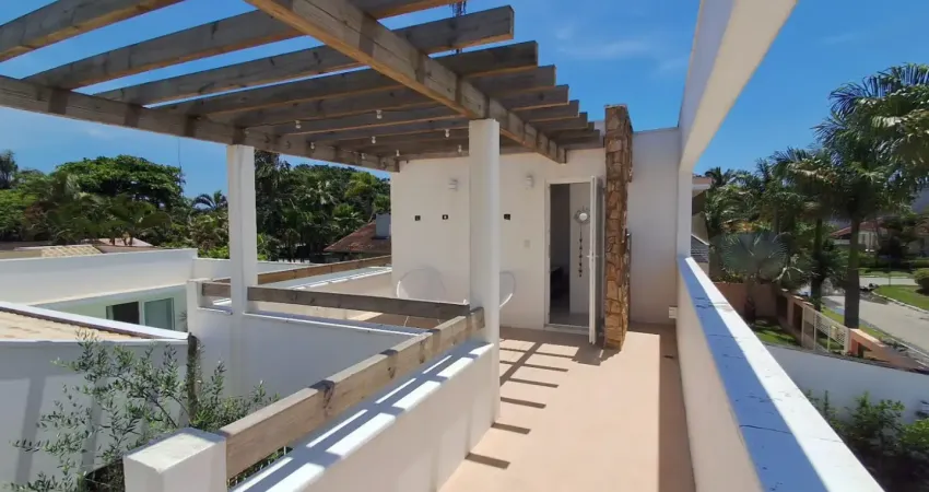 Casa com 3 quartos à venda na Praça de Embarque, 741, Atami, Pontal do Paraná