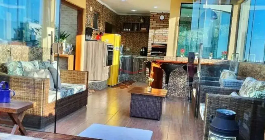 Apartamento em Condomínio Cobertura para Venda a Mooca com 3 dormitórios sendo 1 suíte, 2 vagas, 180 m