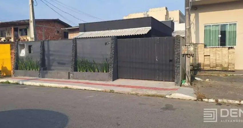 Terreno c/ Kitnets Mobiliadas - 200 m² - Murta - Itajaí/SC
