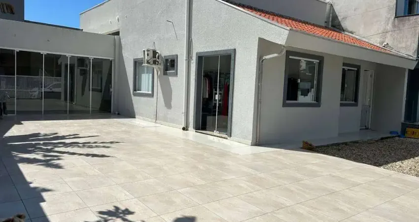 Casa - Mobiliada - 2 Qt - Área Gourmet - 137 m² - Ótima Localização - Dom Bosco - Itajai/SC