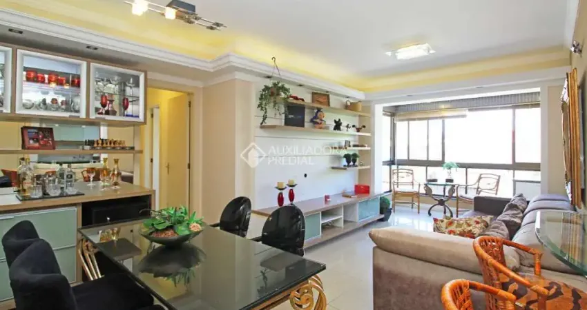 Apartamento com 2 quartos à venda na Alameda Eduardo Guimarães, 73, Três Figueiras, Porto Alegre