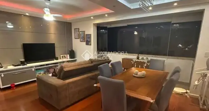 Apartamento com 3 quartos à venda na Rua Dezessete de Junho, 879, Menino Deus, Porto Alegre