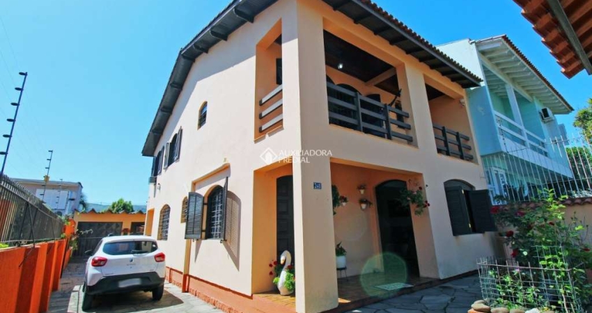 Casa em condomínio fechado com 3 quartos à venda na Rua Olegário Dias Maciel, 340, Espírito Santo, Porto Alegre