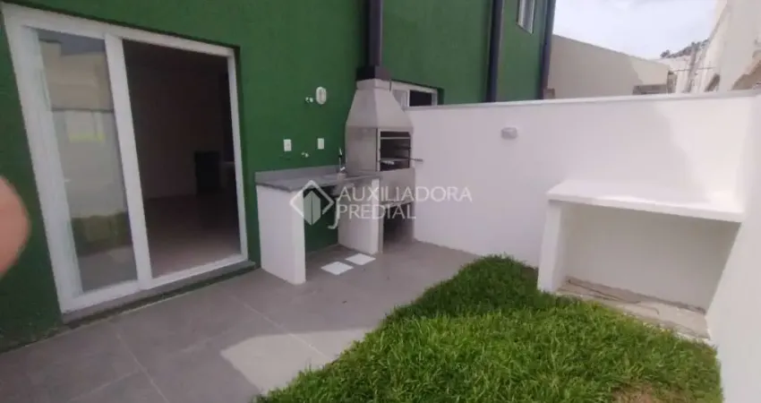 Casa com 2 quartos à venda na Rua Manoel Fernandes, 254, Guarujá, Porto Alegre