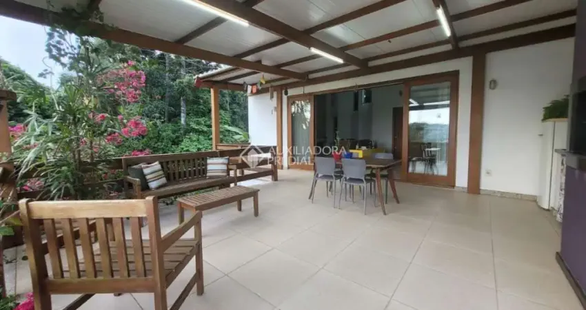 Casa com 3 quartos à venda na Rua Bom Retiro, 995, Santo André, São Leopoldo