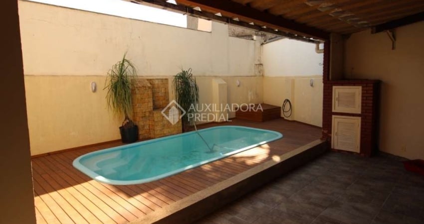 Casa com 3 quartos à venda na Rua Bento Gonçalves, 1578, Centro, São Leopoldo
