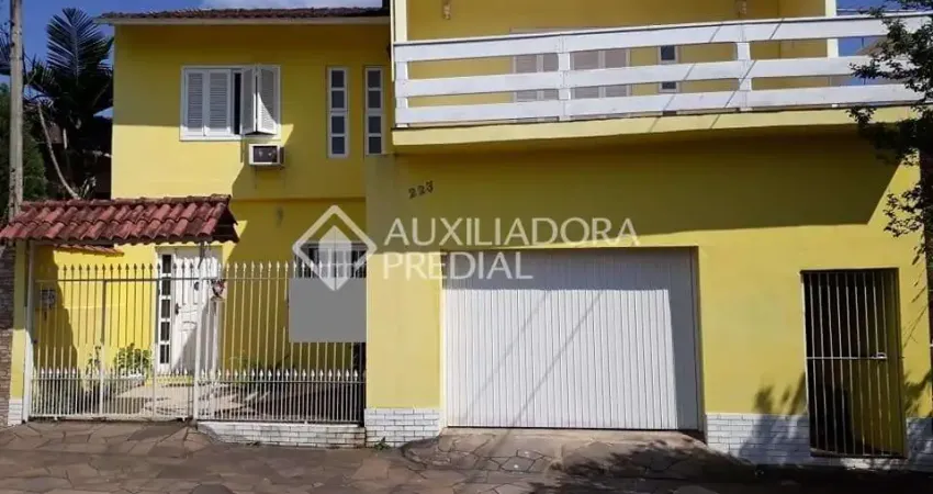 Casa com 3 quartos à venda na Rua Santo Inácio, 223, Cristo Rei, São Leopoldo