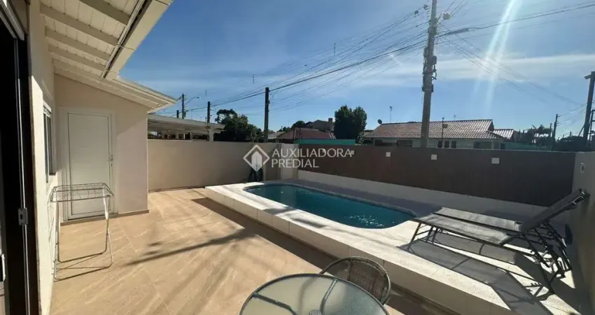 Casa com 2 quartos à venda na Rio São Francisco, 140, Arroio da Manteiga, São Leopoldo