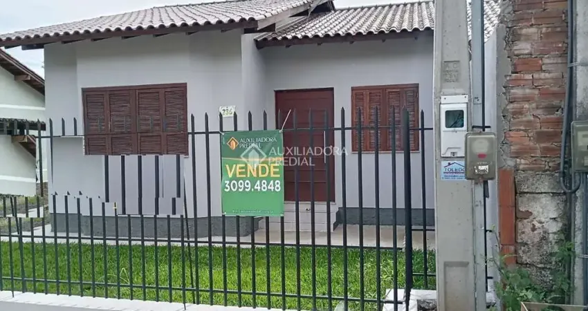 Casa com 2 quartos à venda na dos Cardeais, 236, Campo Grande, Estância Velha