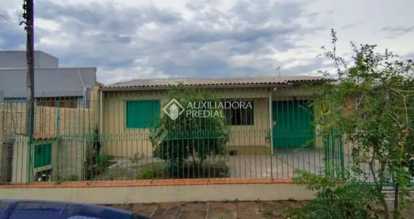 Casa com 1 quarto à venda na Rua Tiradentes, 419, Santos Dumont, São Leopoldo