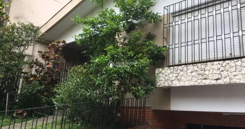 Casa em condomínio fechado com 5 quartos à venda na Rua Portugal, 434, São João, Porto Alegre