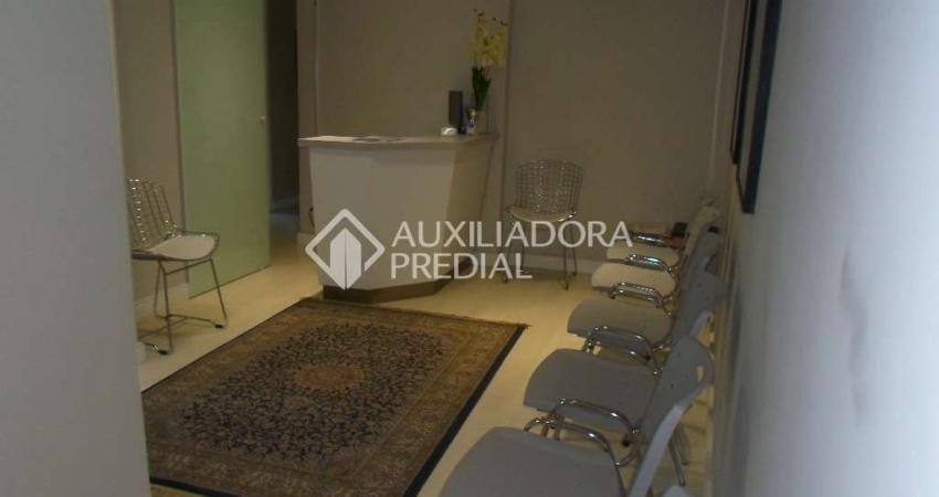 Sala comercial à venda na Rua Vinte e Quatro de Outubro, 650, Independência, Porto Alegre